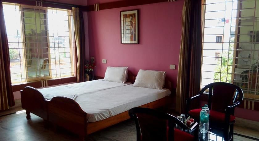 Hotel Avion Inn Ahmedabad Exterior photo