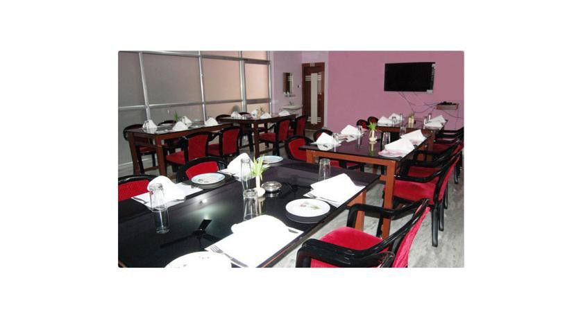 Hotel Avion Inn Ahmedabad Exterior photo